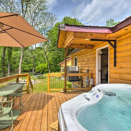 Cozy Cabin On Tuckasegee River - Near Bryson City Eksteriør bilde