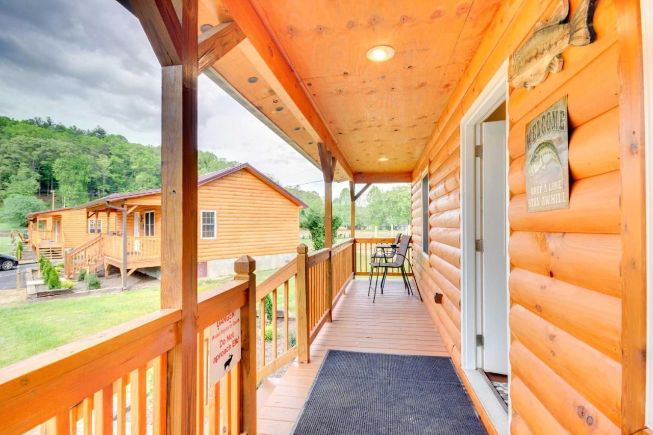 Cozy Cabin On Tuckasegee River - Near Bryson City Eksteriør bilde